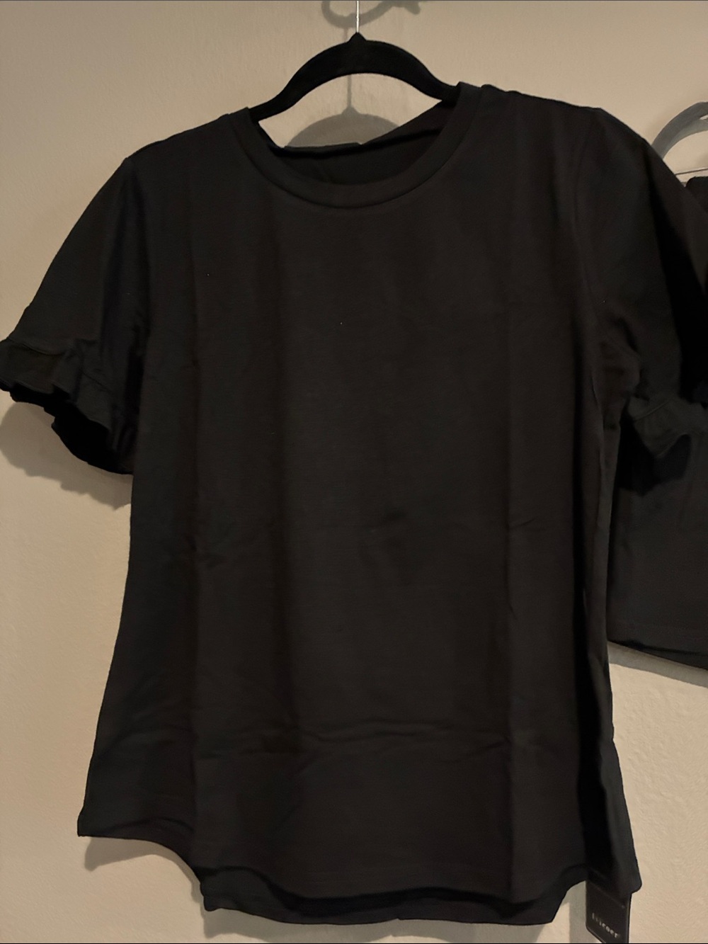 Women's Black Short Sleeve Crewneck Tee